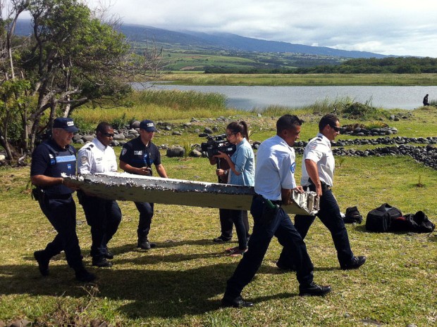 France confirms Reunion debris is from MH370 - ảnh 1